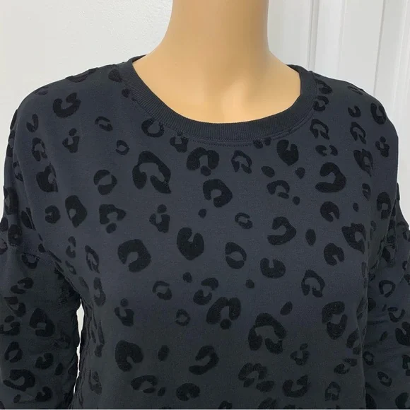 Z Supply Black Flocked Leopard Velvet embossed Top Sweatshirt size XS - Picture 5 of 15